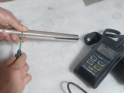 Come testare il Gauss di una barra magnetica